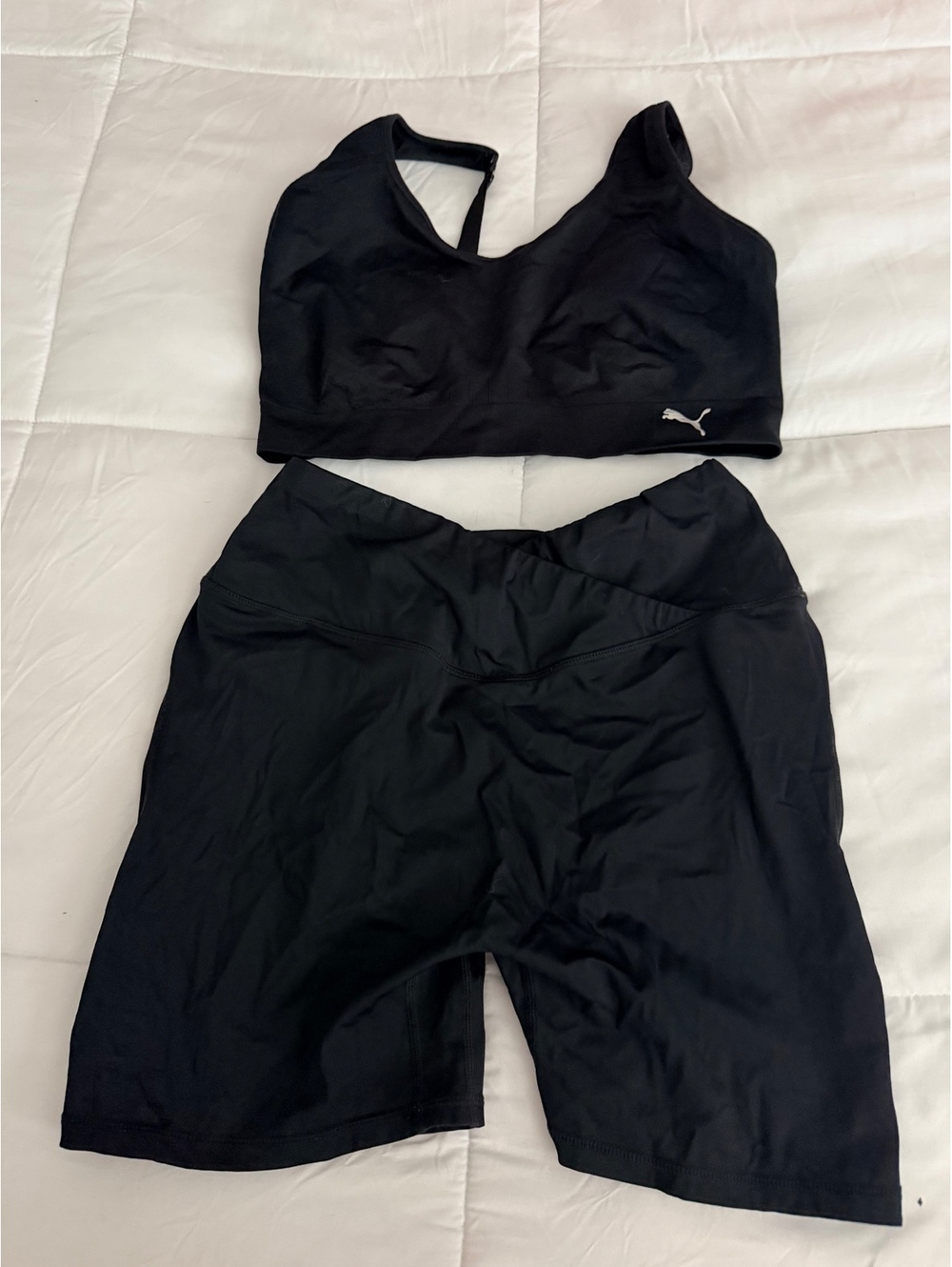 Puma Women's Black Activewear Sports Bra and Shorts Set Size